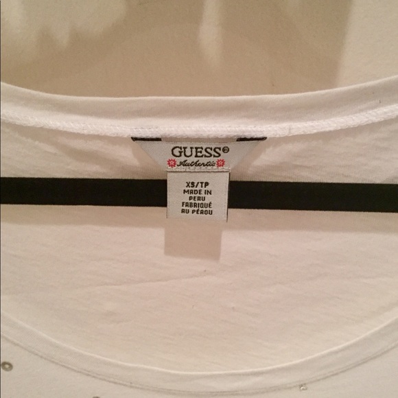 Guess White Top - Picture 2 of 3